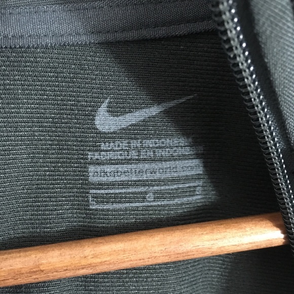 Vintage NIKE "Flow" Men's Track Jacket Size L - Picture 6 of 7